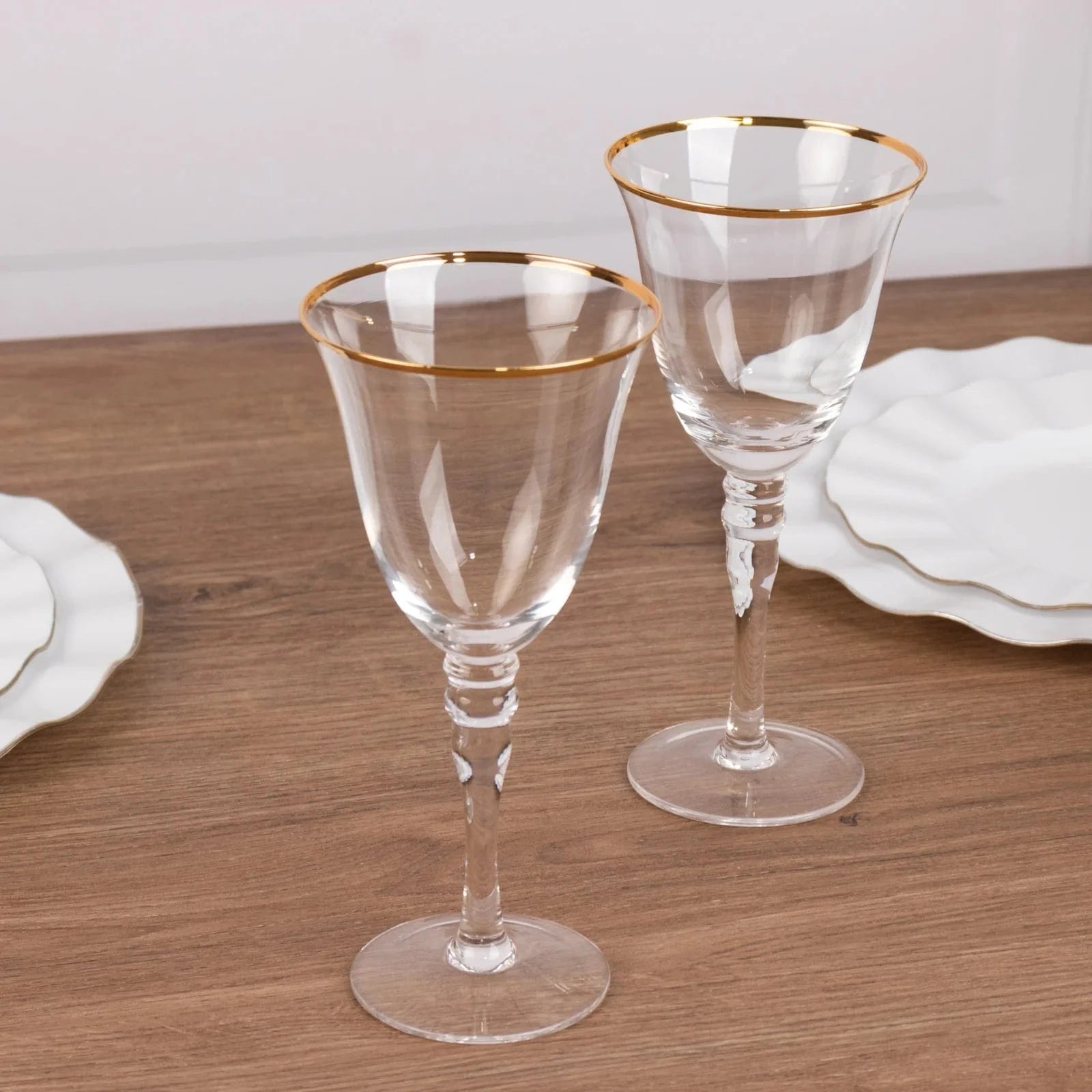 6 Clear Wine Glasses 9 oz Gold Rimmed Design with Long Beaded Stem