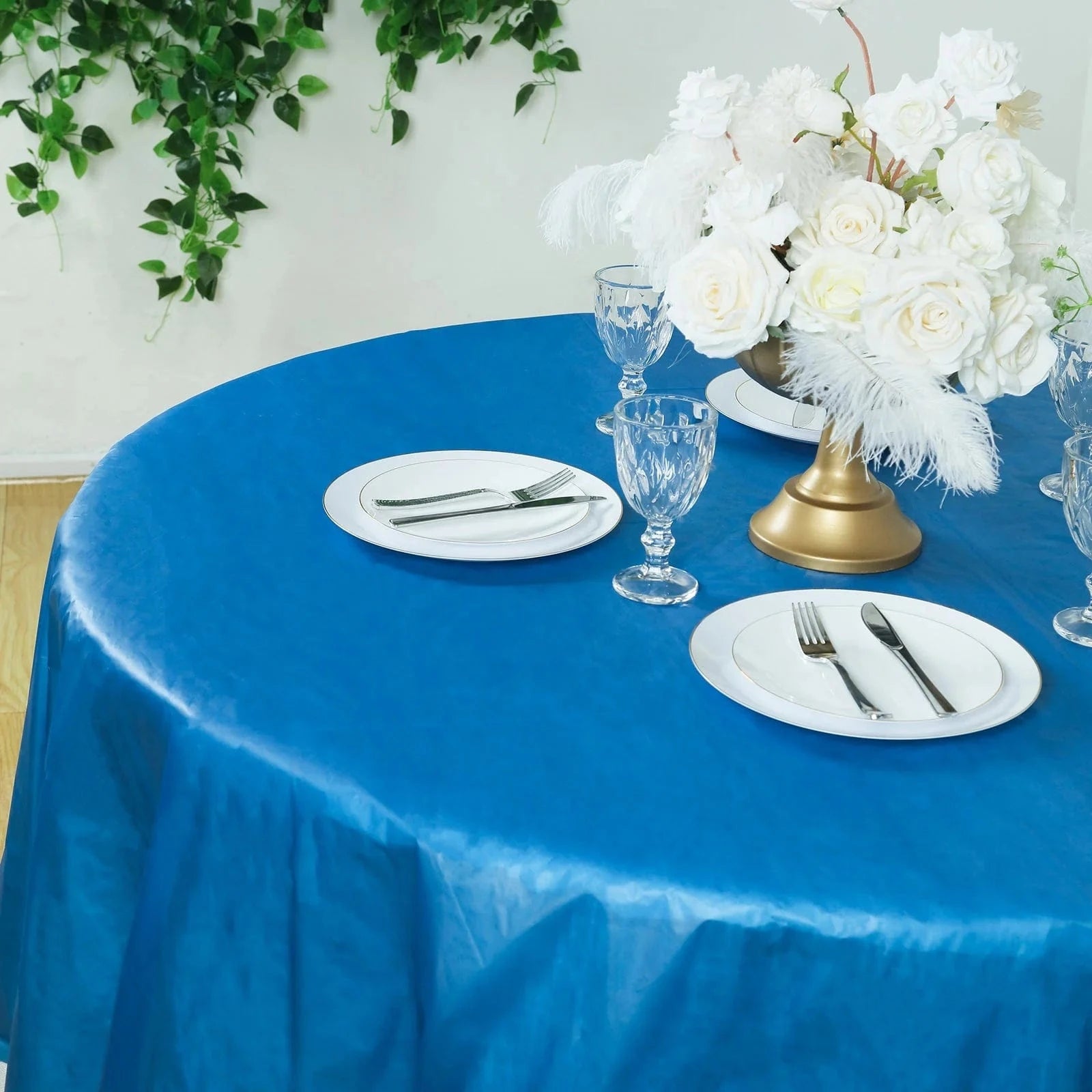 5 pcs 84 in Round Disposable Plastic Table Cover Tablecloth