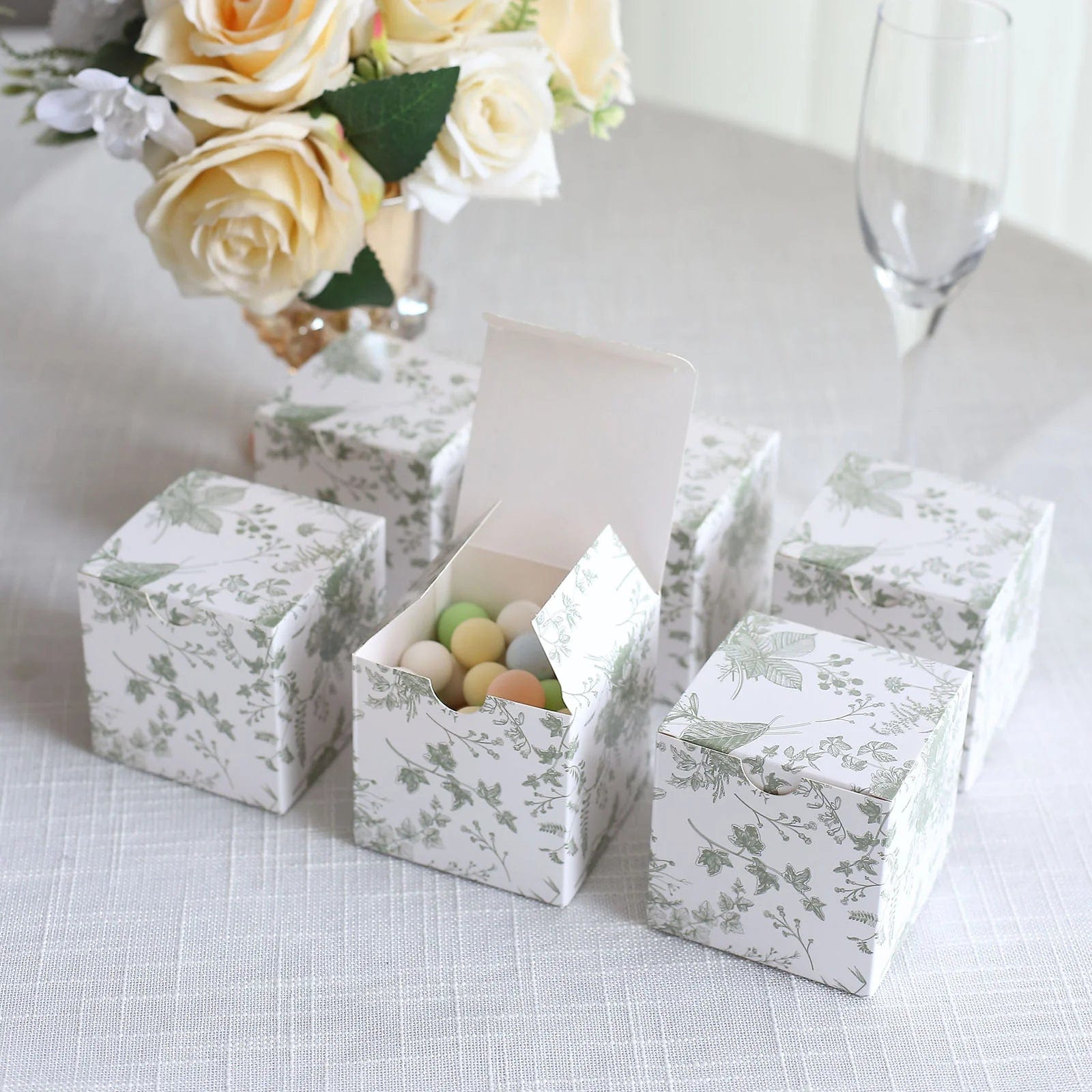 25 White 3x3 in Floral Printed Square Gift Boxes Party Favor Holders