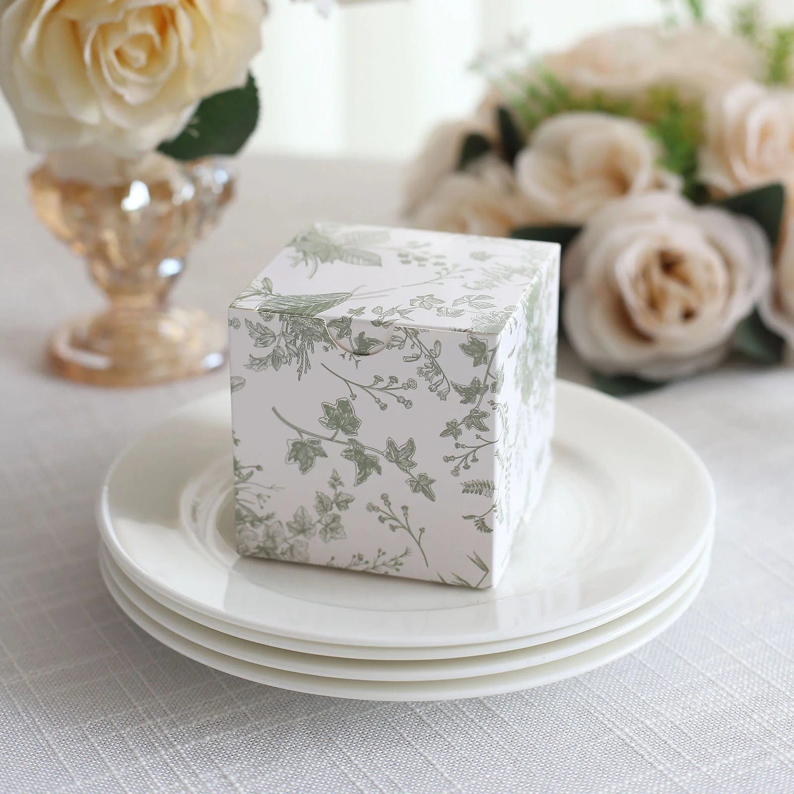 25 White 3x3 in Floral Printed Square Gift Boxes Party Favor Holders