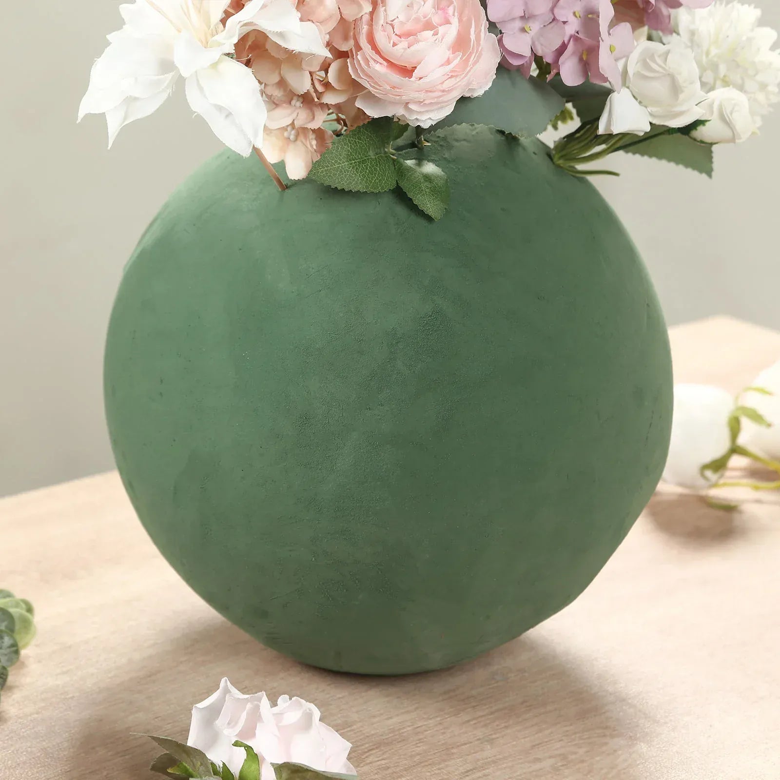 Green 12 in Round Wet Foam Ball Floral Sphere