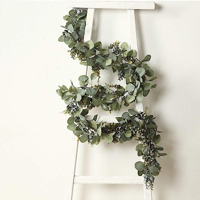 6.5 feet Green Artificial Eucalyptus LED Garland with Boxwood Leaf