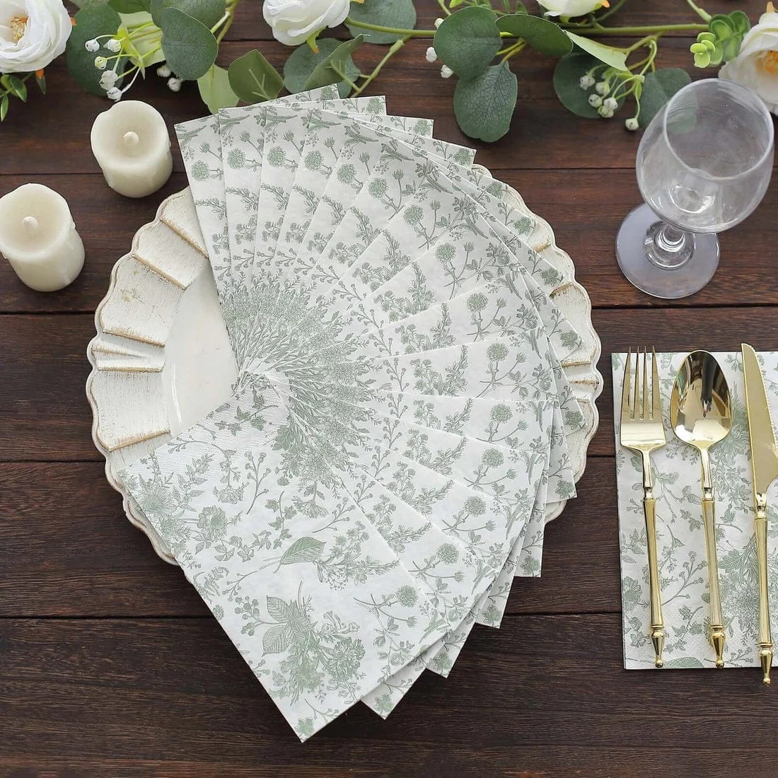 20 White 2 Ply Disposable Dinner Paper Napkins with French Toile Design