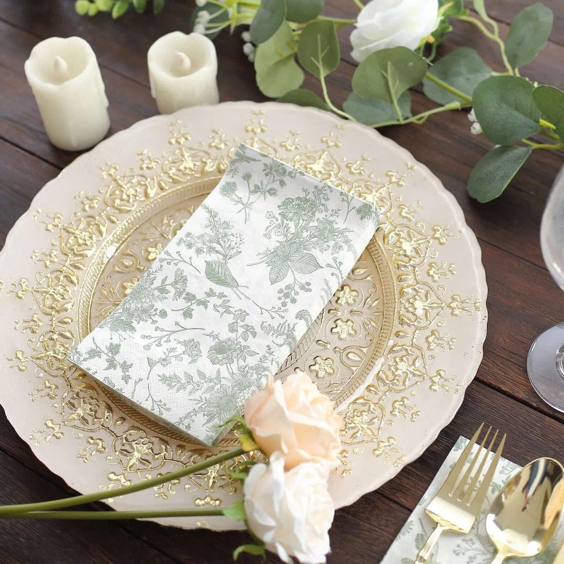 20 White 2 Ply Disposable Dinner Paper Napkins with French Toile Design