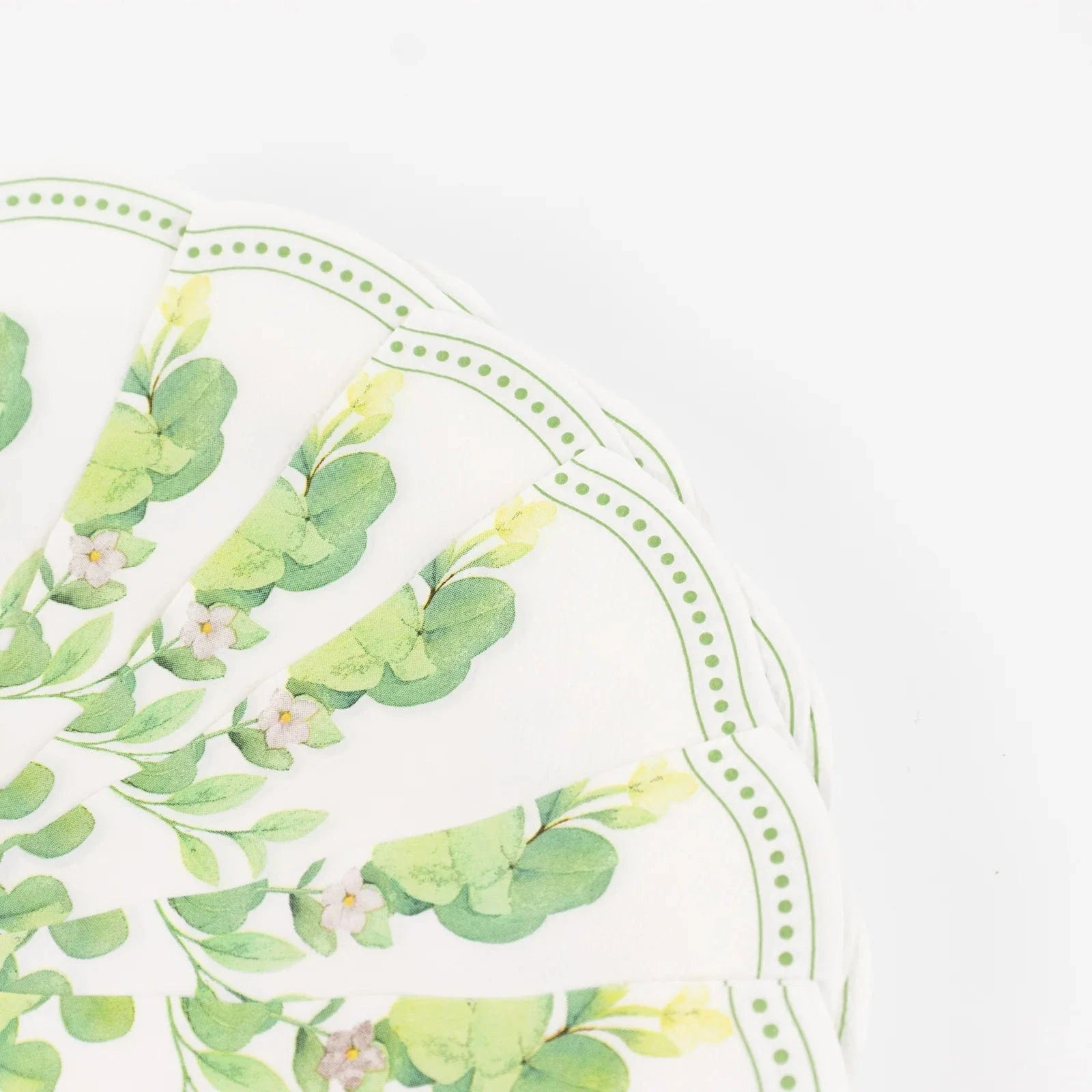 25 White Green Floral Greenery Round Paper Napkins with Scalloped Edge