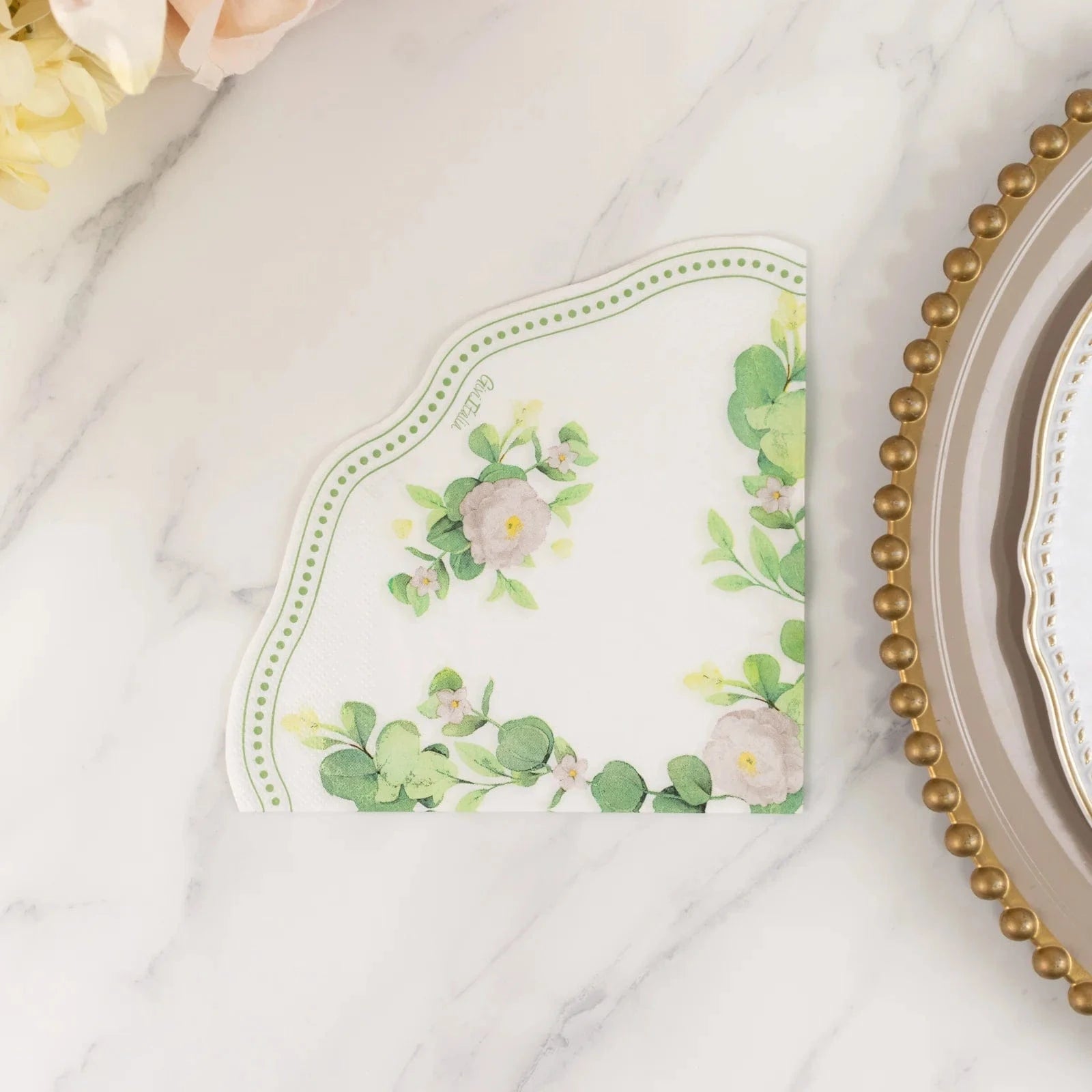 25 White Green Floral Greenery Round Paper Napkins with Scalloped Edge