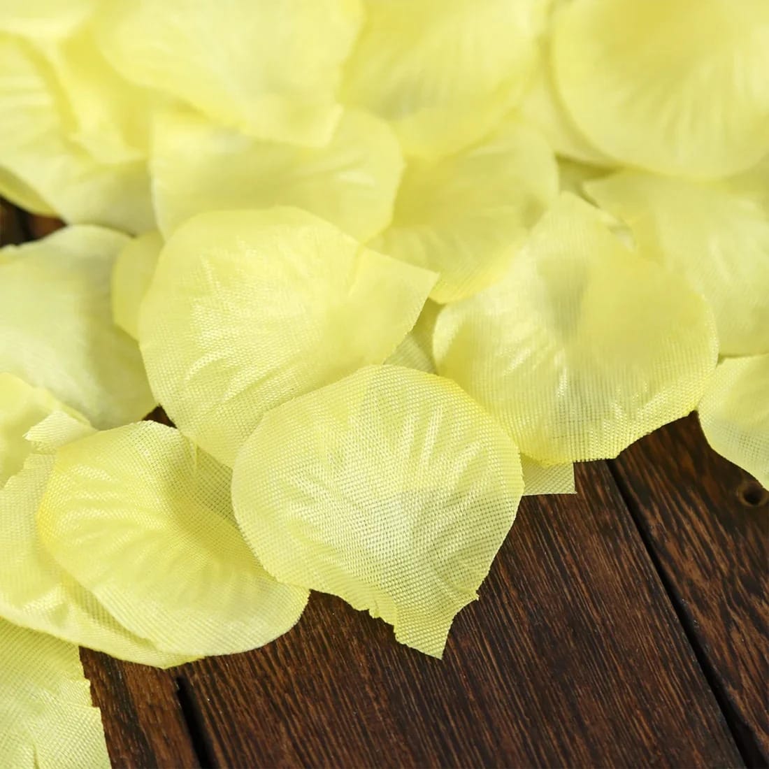 2000 Silk Rose Petals Round Artificial Flowers Table Confetti