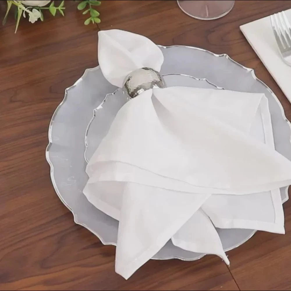 10 Disposable Plastic Salad Dinner Plates with Scalloped Rim