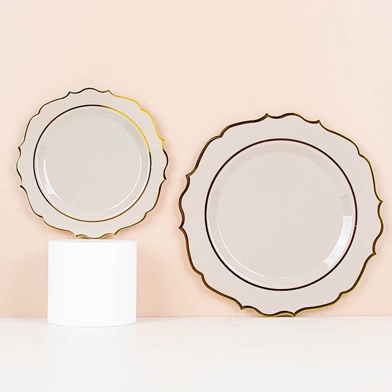 10 pcs 10 in Disposable Plastic Dinner Plates With Scalloped Rim