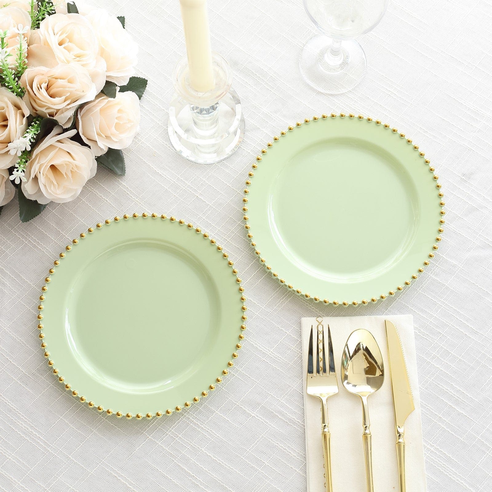 10 Round Disposable Plastic Salad and Dinner Plates with Beaded Trim