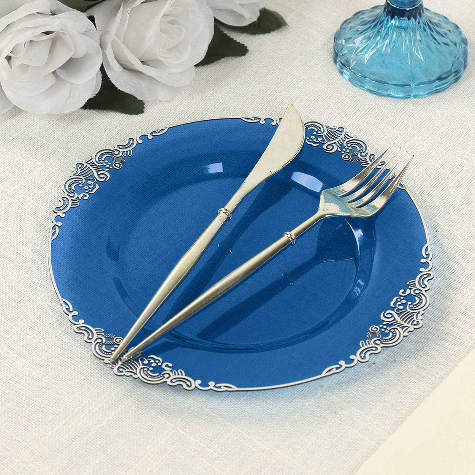 10 Round Disposable Plastic Salad Dinner Plates with Embossed Baroque Trim