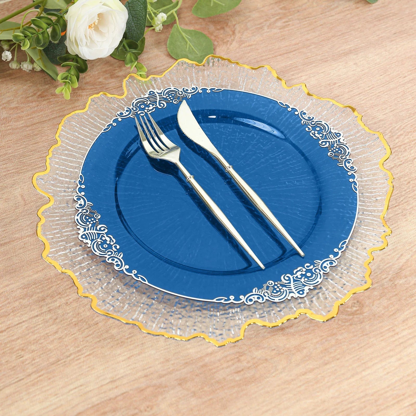 10 Round Disposable Plastic Salad Dinner Plates with Embossed Baroque Trim
