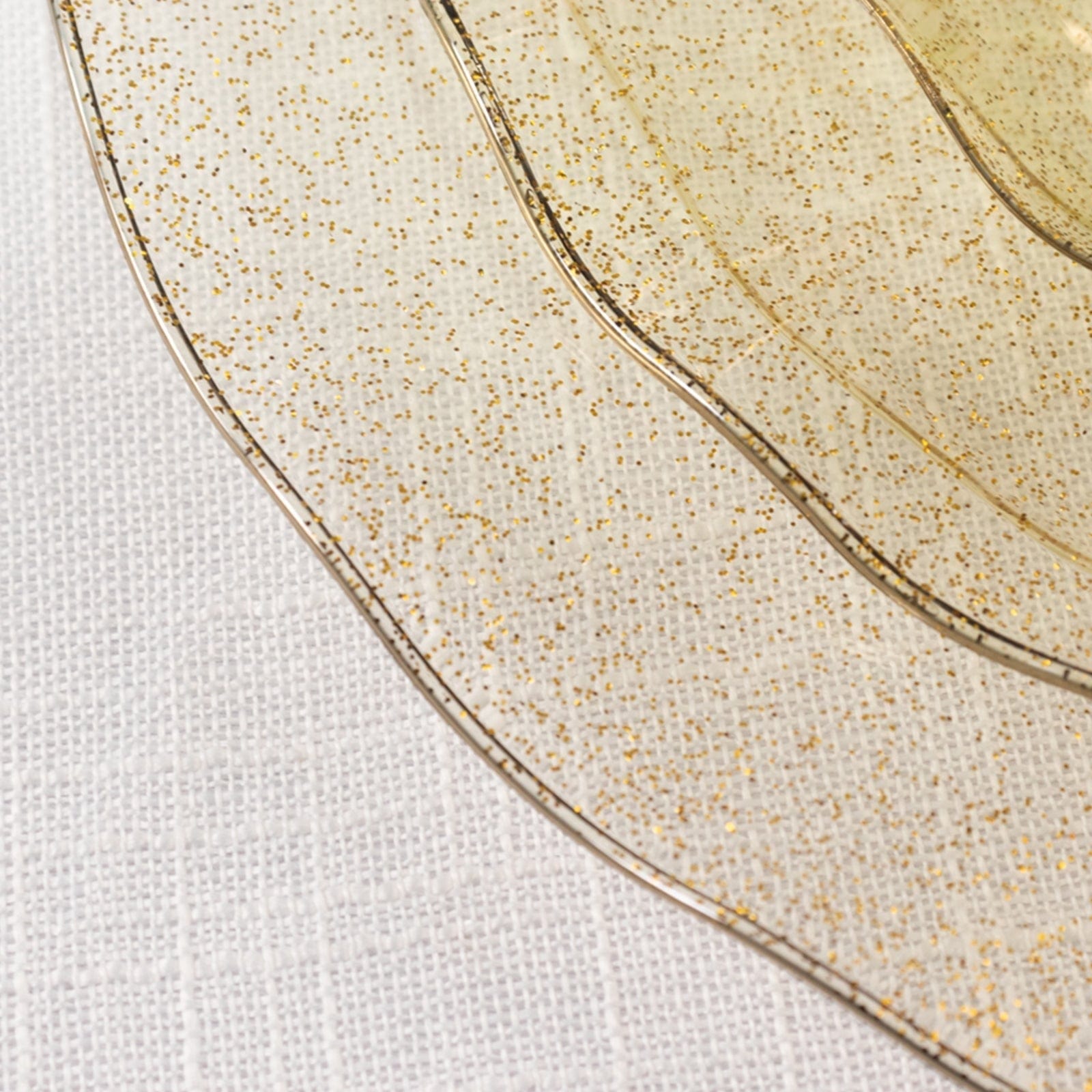 10 Round Disposable Salad Dinner Plastic Plates with Gold Wavy Trim
