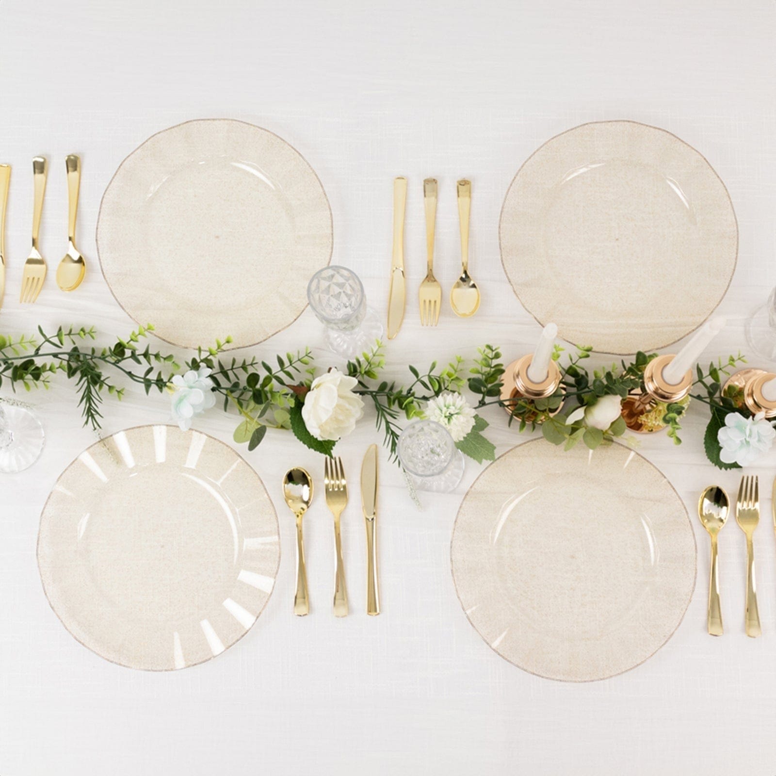 10 Round Disposable Salad Dinner Plastic Plates with Gold Wavy Trim