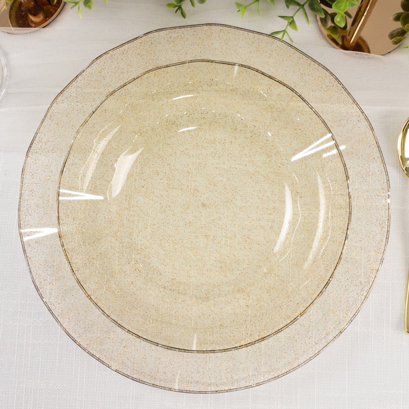 10 Round Disposable Salad Dinner Plastic Plates with Gold Wavy Trim