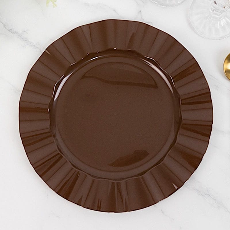 10 Round Disposable Salad Dinner Plastic Plates with Gold Wavy Trim