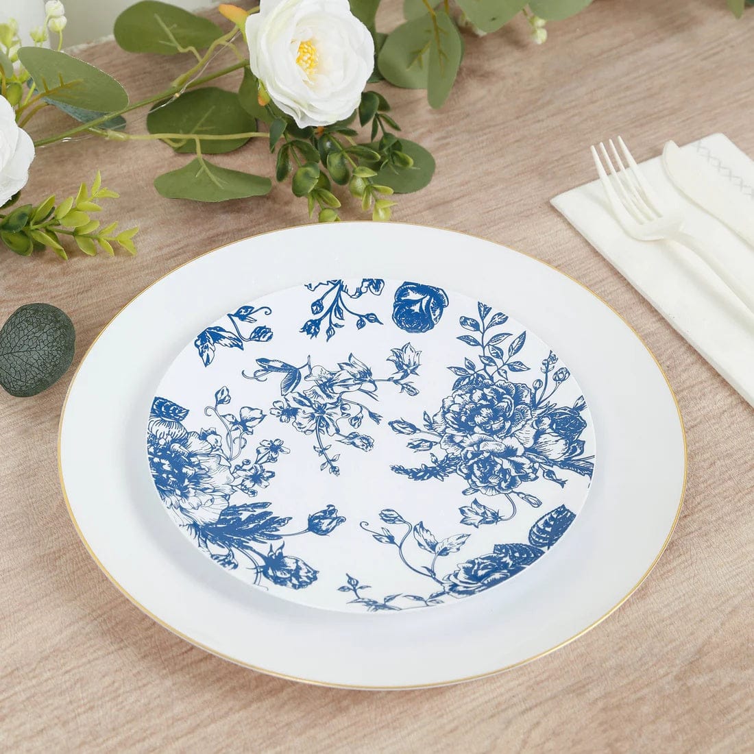 10 Round French Toile Floral Disposable Salad and Dinner Plastic Plates