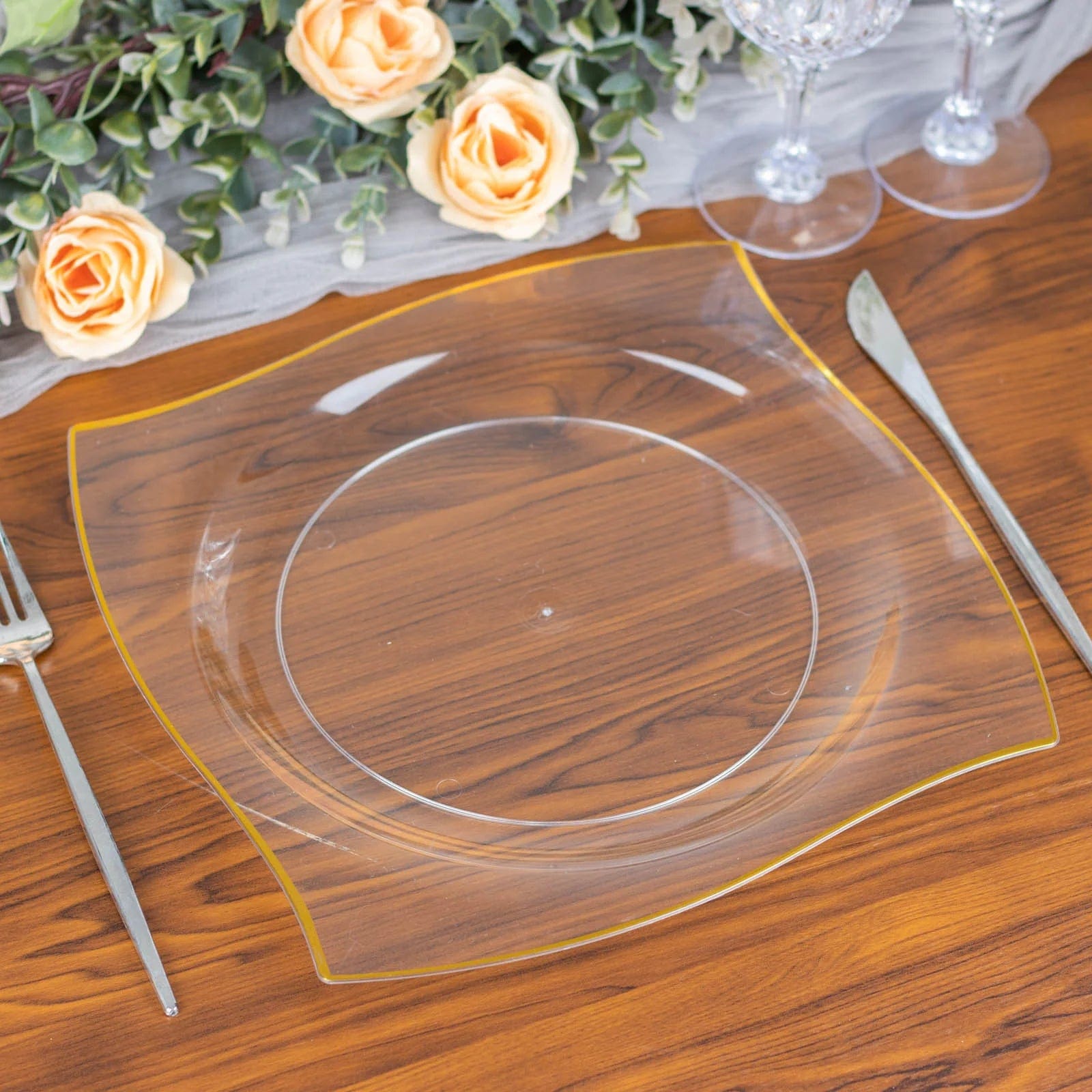 10 Square Disposable Salad and Dinner Plastic Plates with Wavy Gold Trim