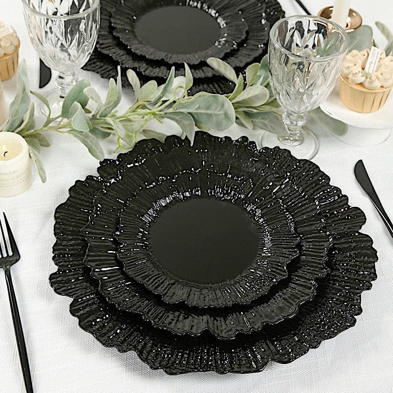 20 pcs 10 in wide Disposable Plastic Plates with Reef Design