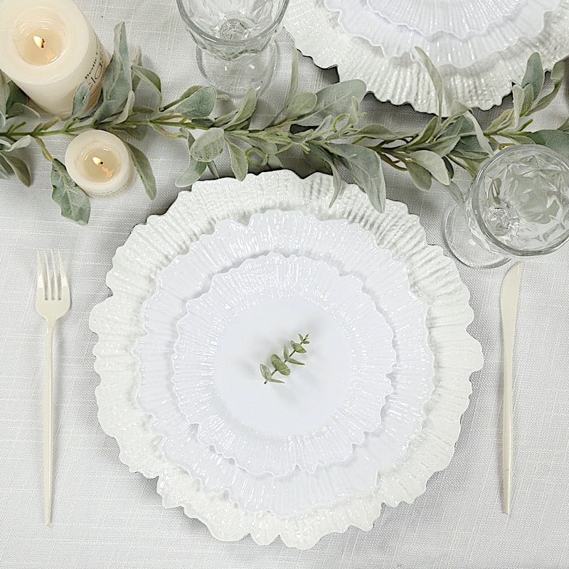 20 pcs 10 in wide Disposable Plastic Plates with Reef Design