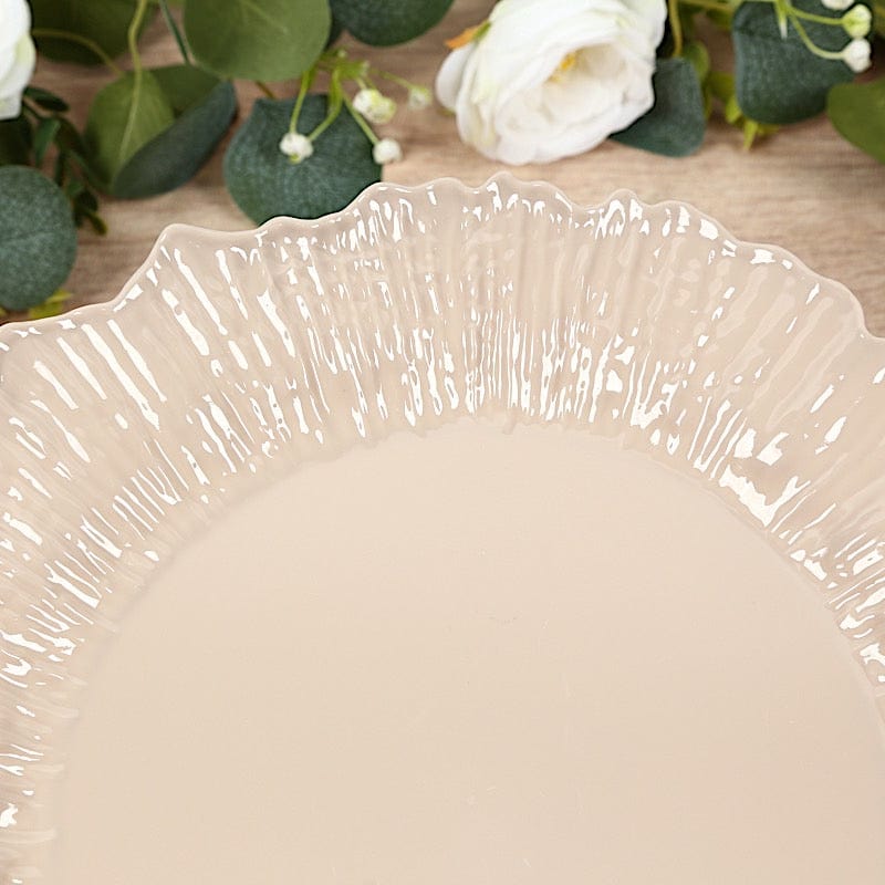 20 pcs 10 in wide Disposable Plastic Plates with Reef Design