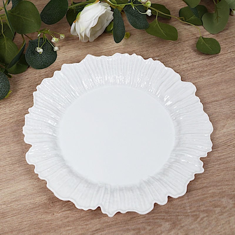 20 pcs 10 in wide Disposable Plastic Plates with Reef Design