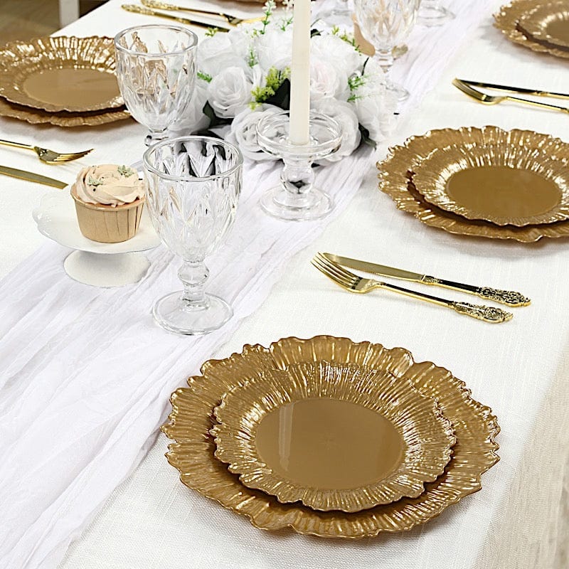 20 pcs 7 in wide Disposable Plastic Plates with Reef Design