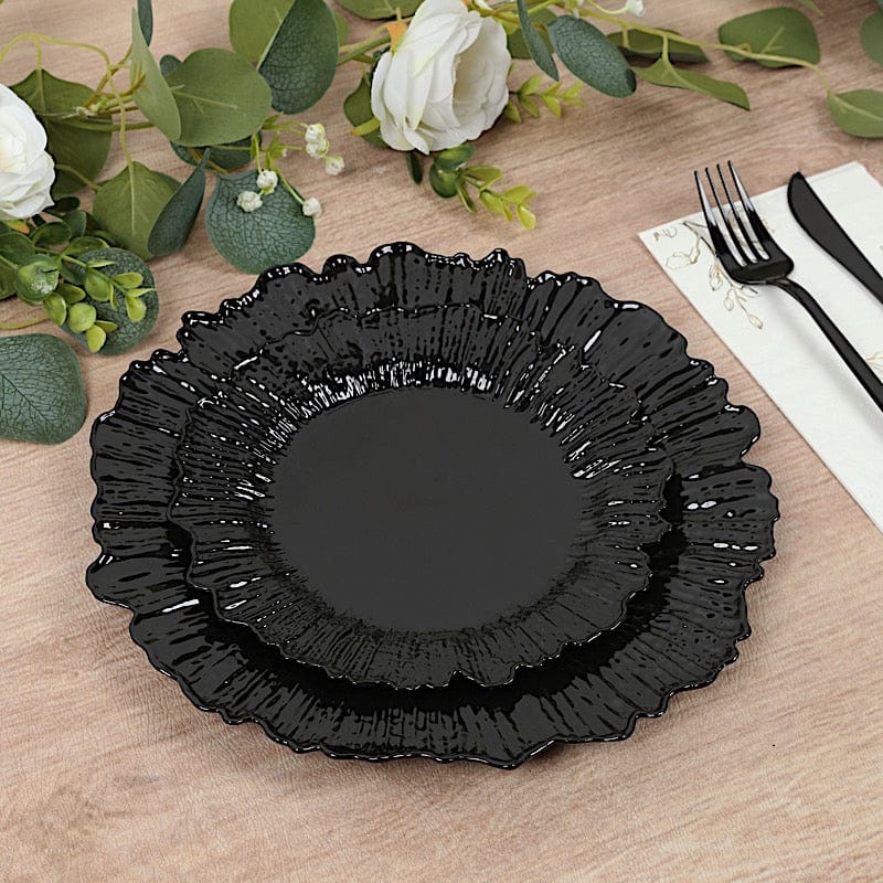 20 pcs 7 in wide Disposable Plastic Plates with Reef Design