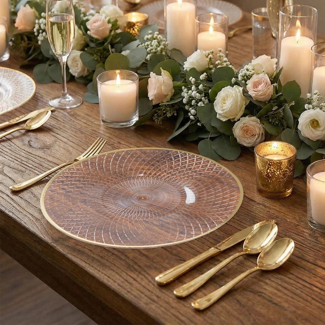 20 Plastic Round Salad Dinner Plates with Diamond Cut Pattern and Gold Rim