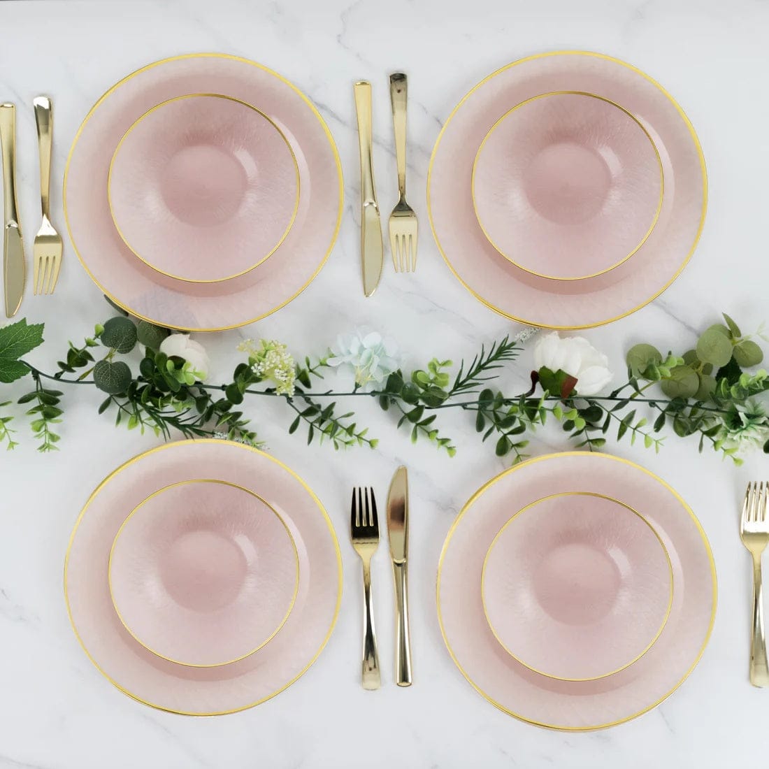 20 Plastic Round Salad Dinner Plates with Diamond Cut Pattern and Gold Rim