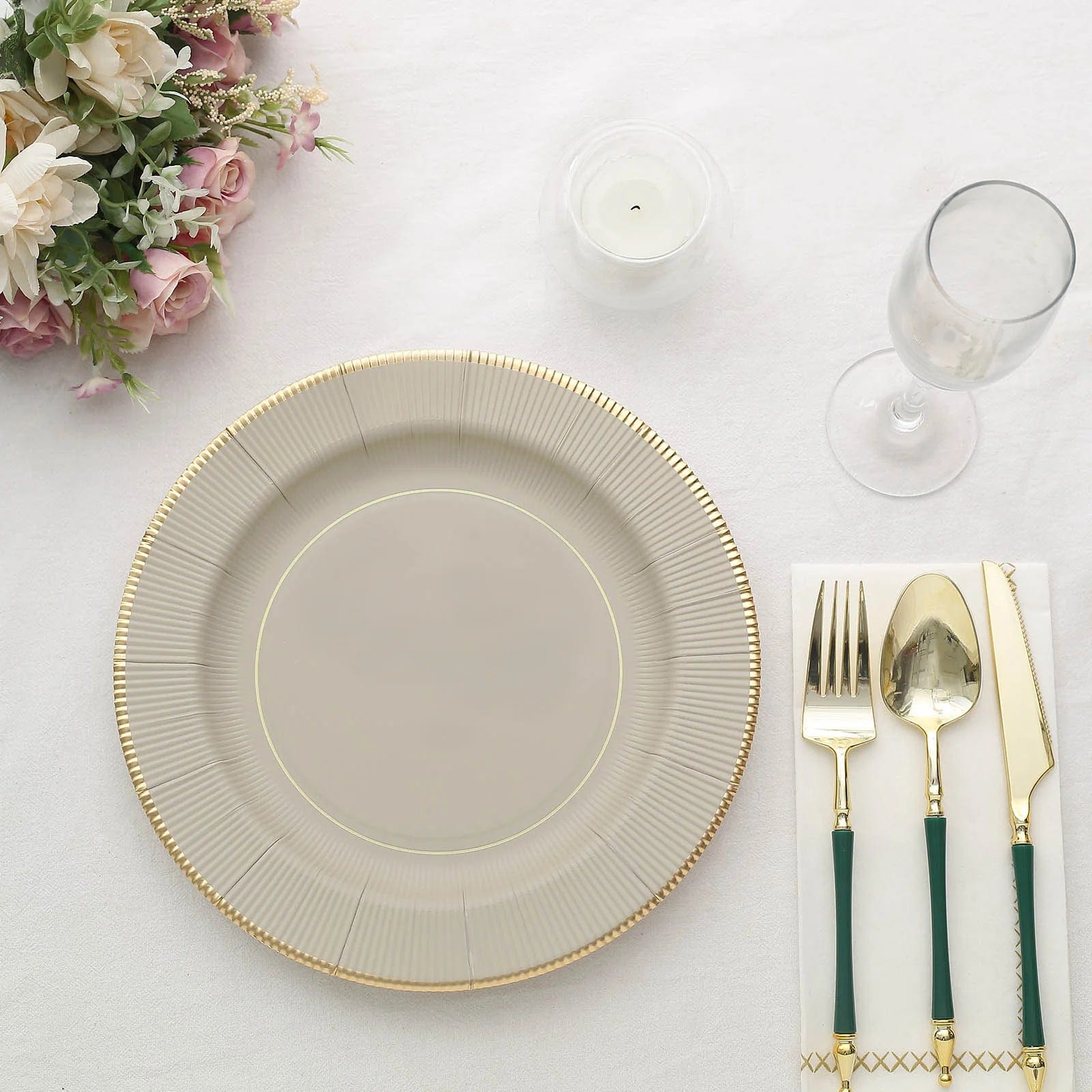 25 Round Metallic Disposable Dinner Salad Paper Plates with Textured Trim