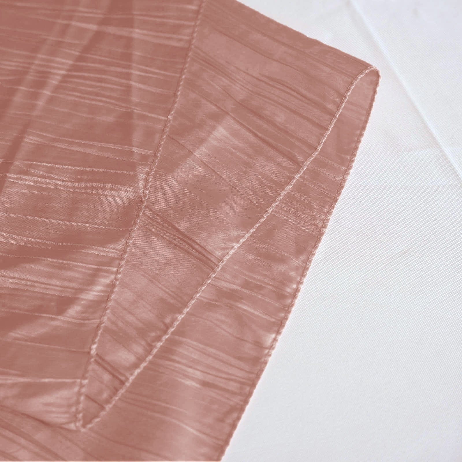60x102 in Metallic Crinkled Taffeta Rectangular Tablecloth