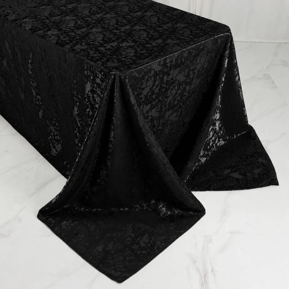90x132 in Jacquard Polyester Rectangle Tablecloth Abstract Watercolor Design