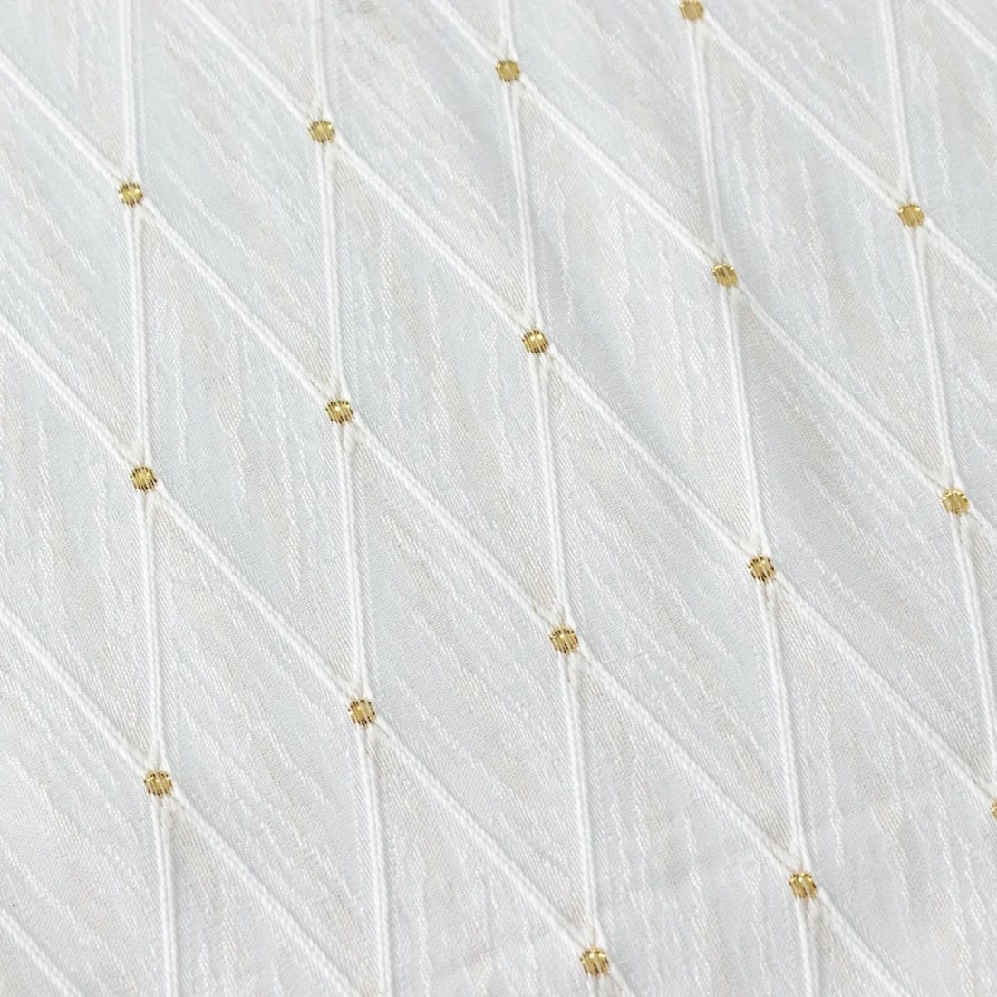 90x132 in Jacquard Polyester Rectangle Tablecloth Diamond Trellis with Gold Accents
