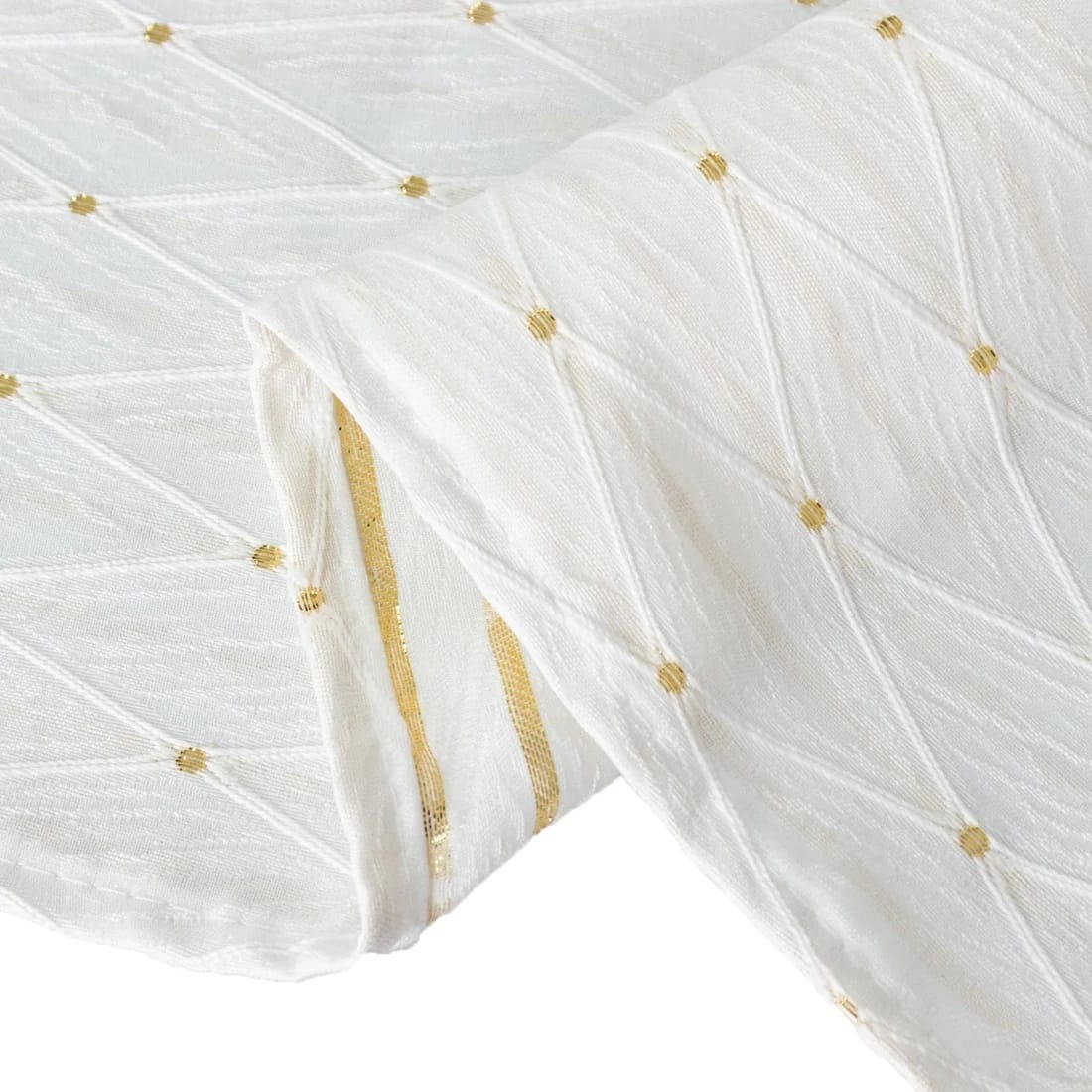 90x132 in Jacquard Polyester Rectangle Tablecloth Diamond Trellis with Gold Accents