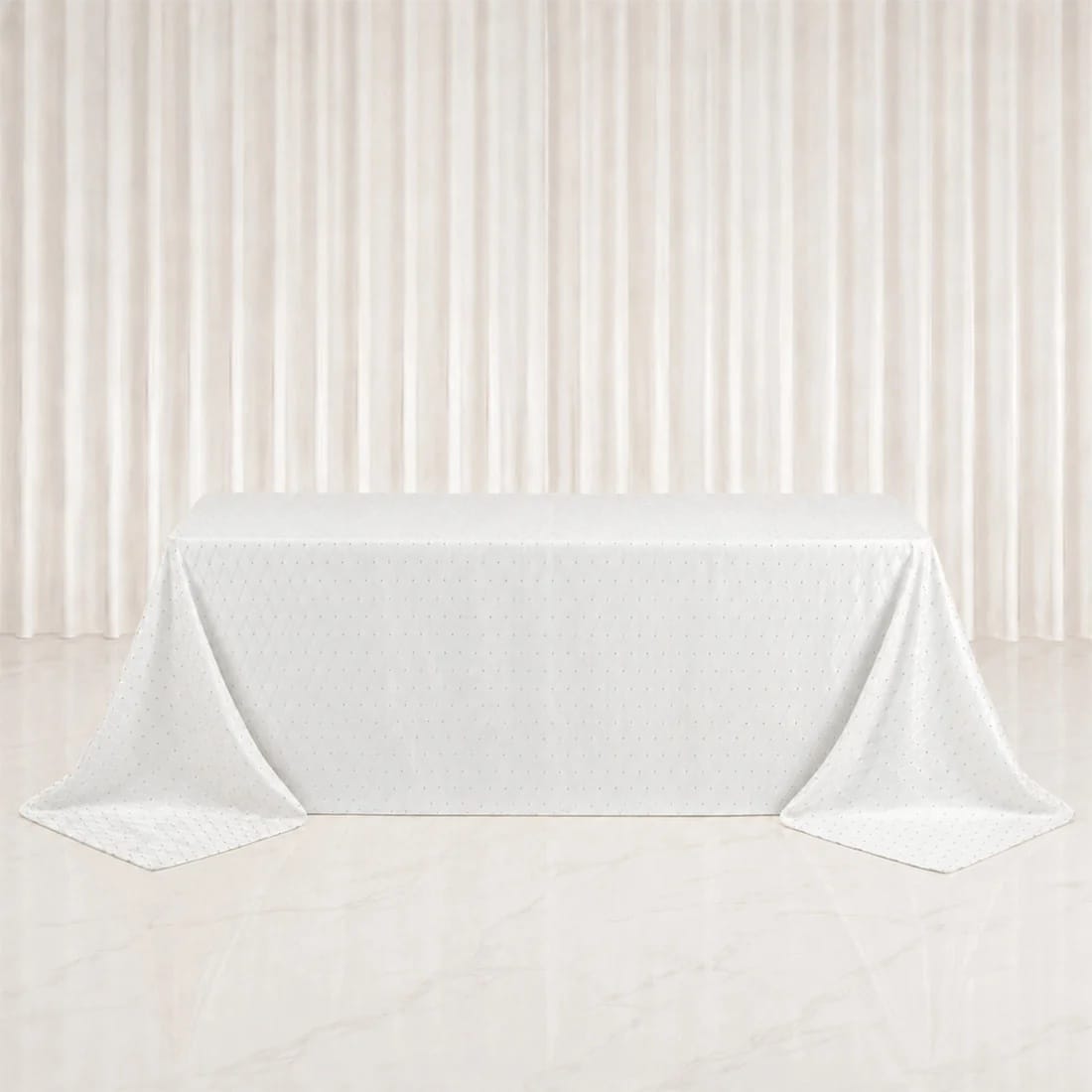 90x132 in Jacquard Polyester Rectangle Tablecloth Diamond Trellis with Gold Accents