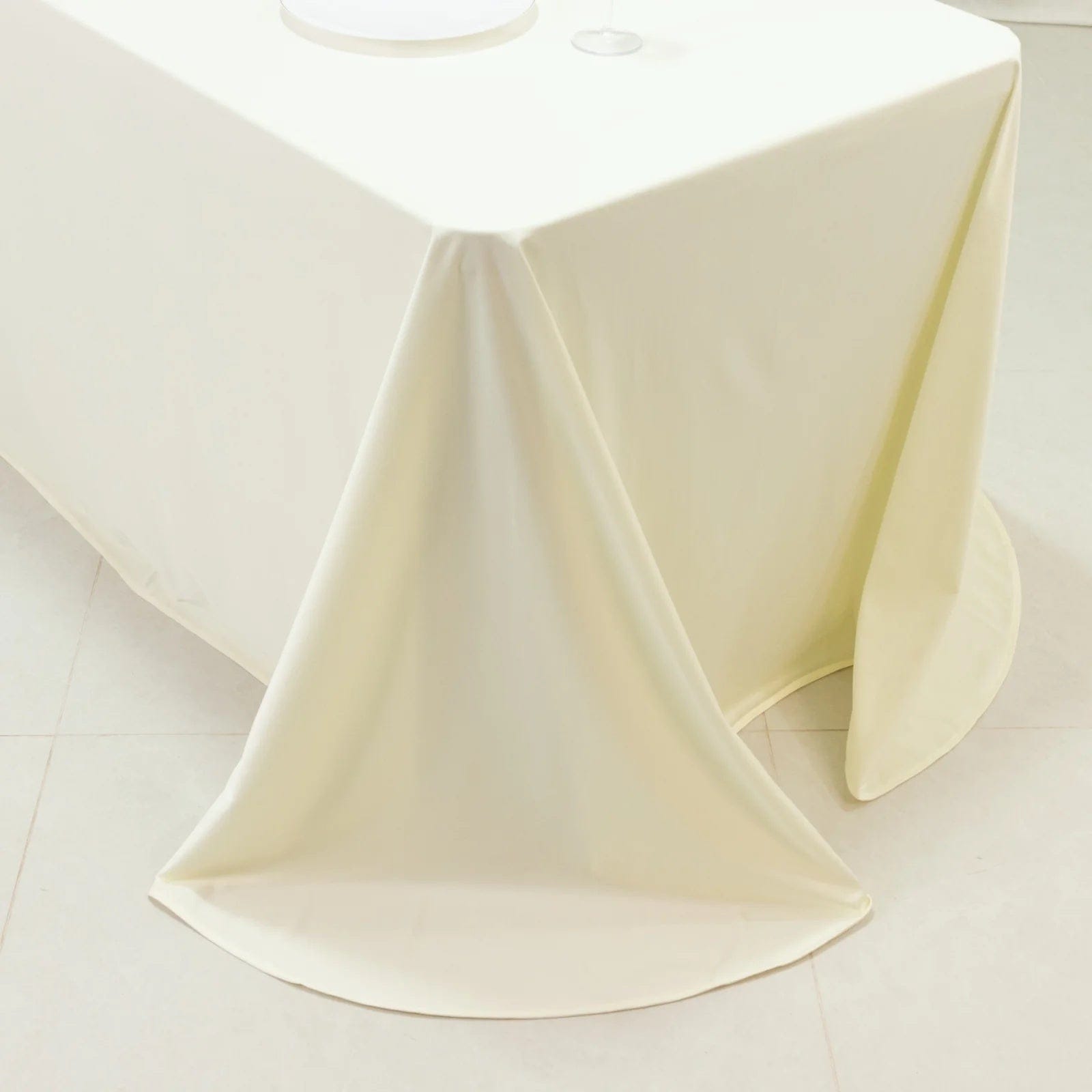 90x156 in Scuba Polyester Rectangle Tablecloth with Round Corners