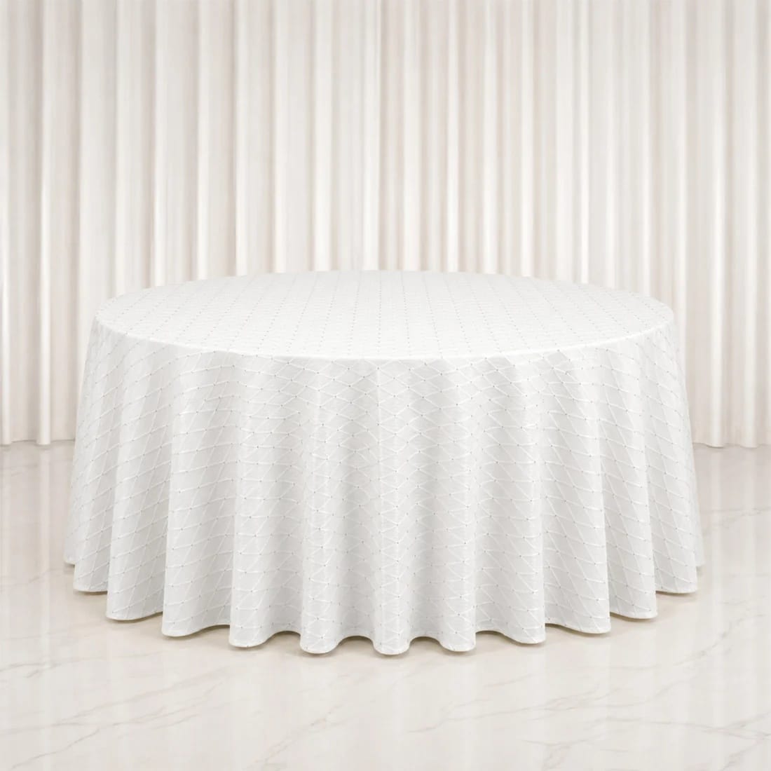120 in Jacquard Polyester Round Tablecloth Diamond Trellis with Gold Accents