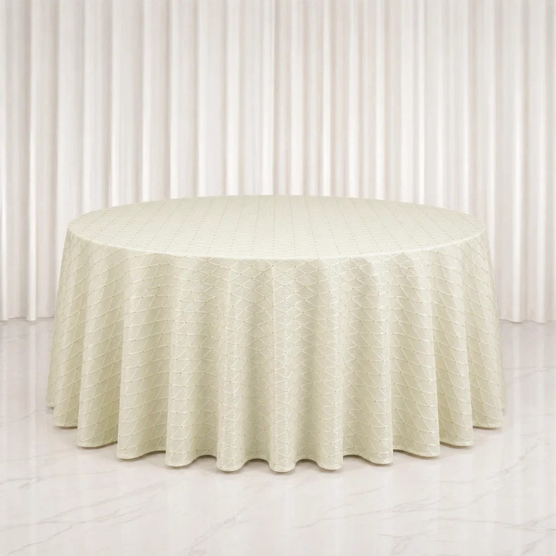 120 in Jacquard Polyester Round Tablecloth Diamond Trellis with Gold Accents