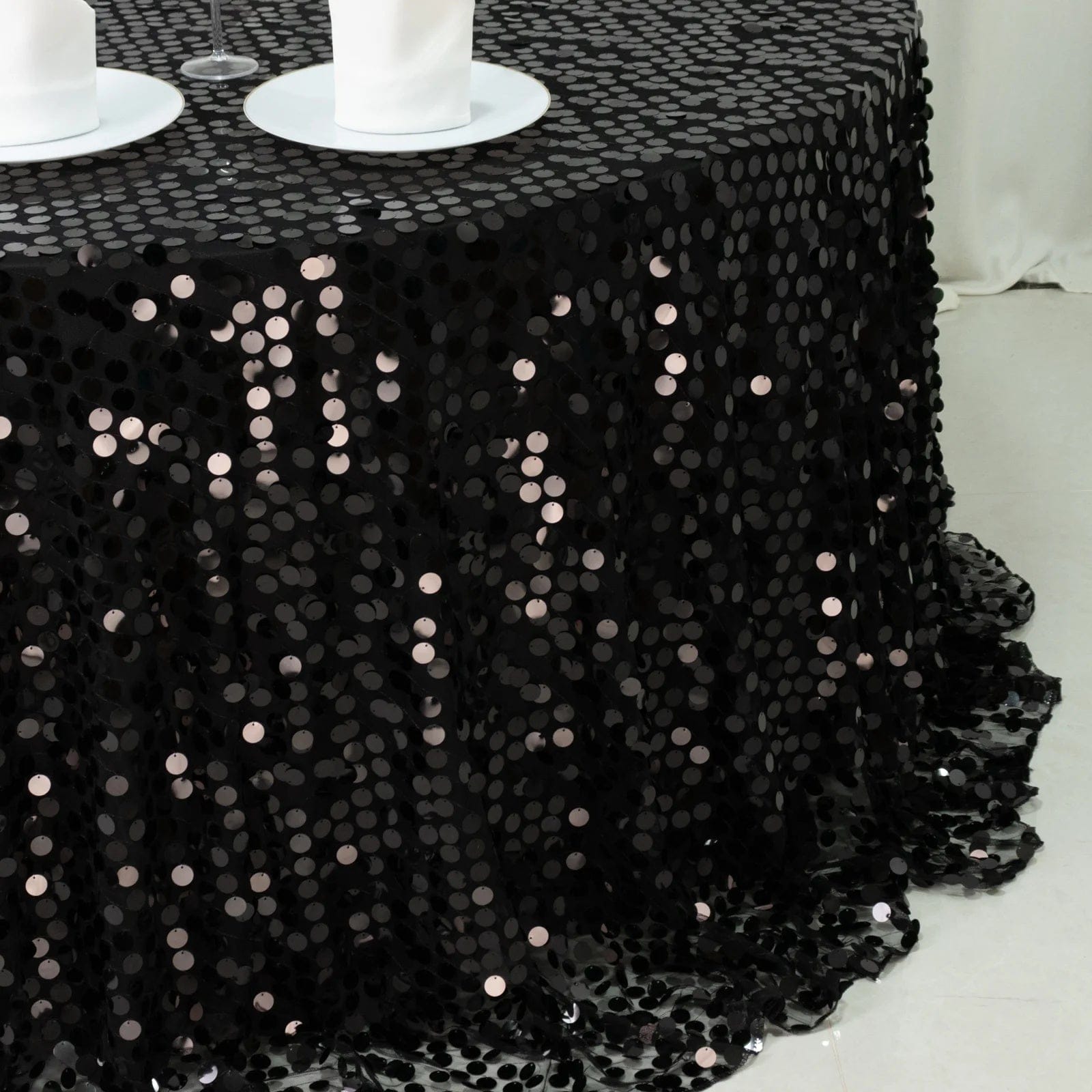 132 in Big Payette Sequin Round Tablecloth