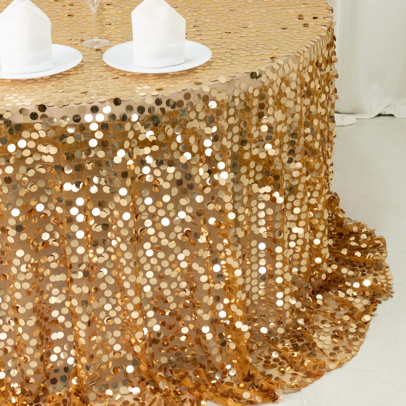132 in Big Payette Sequin Round Tablecloth