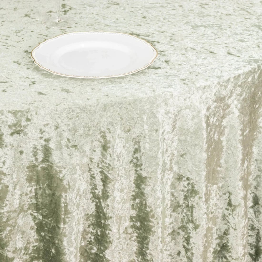 132 in Premium Crushed Velvet Round Tablecloth
