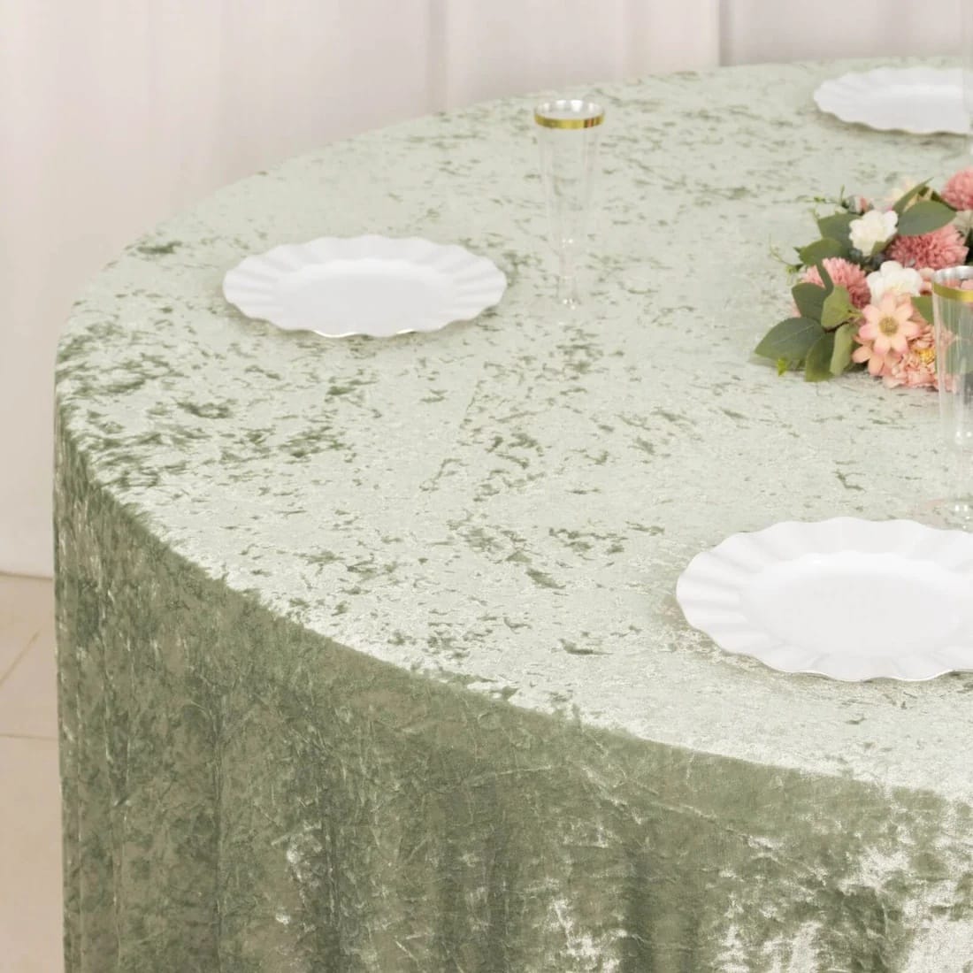 132 in Premium Crushed Velvet Round Tablecloth