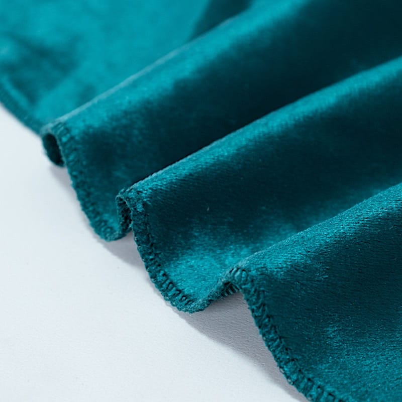 132 in Round Premium Velvet Tablecloth