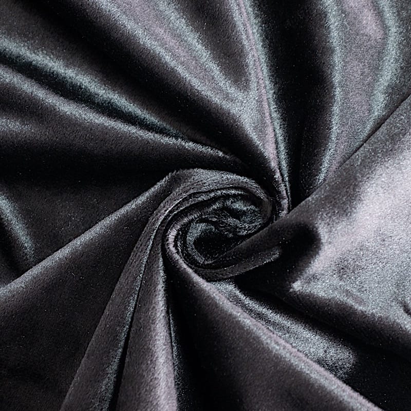 132 in Round Premium Velvet Tablecloth
