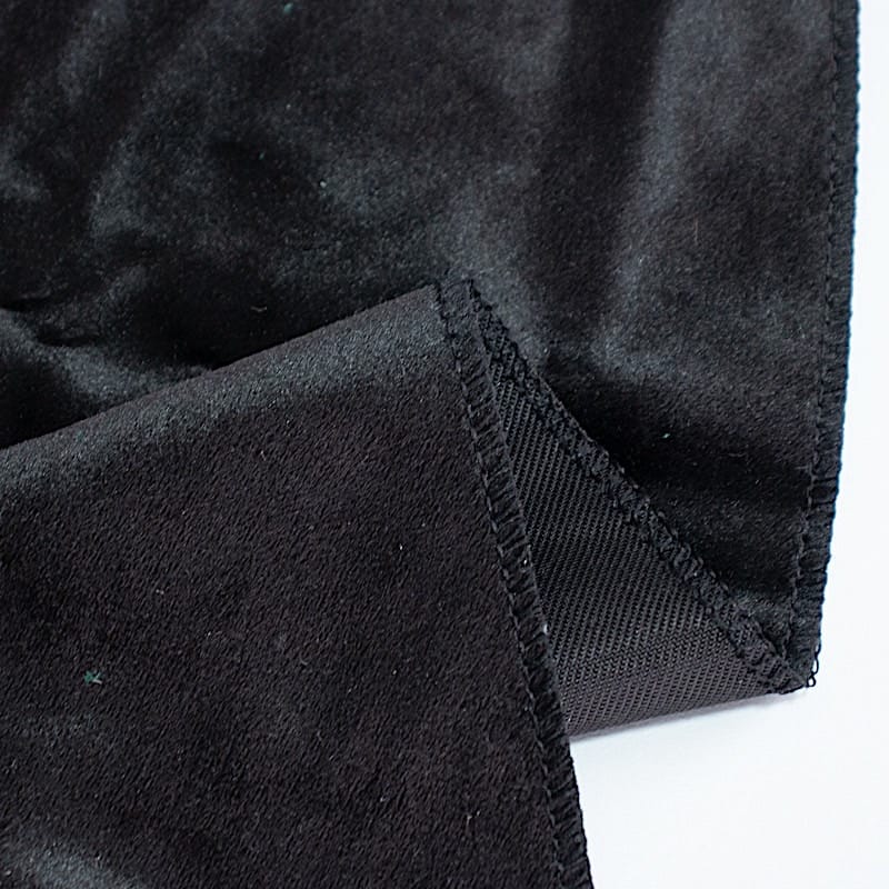 132 in Round Premium Velvet Tablecloth