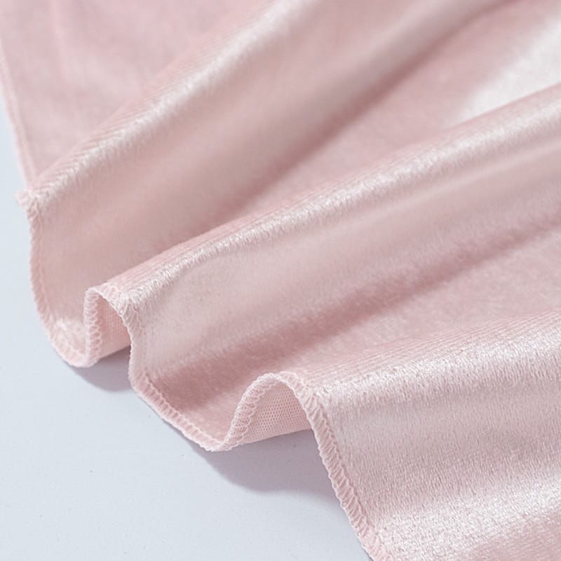 132 in Round Premium Velvet Tablecloth