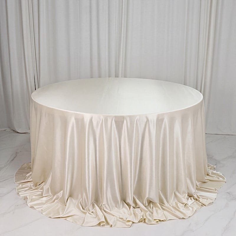 132 in Round Premium Velvet Tablecloth