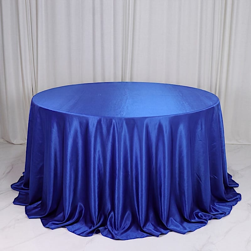 132 in Round Premium Velvet Tablecloth