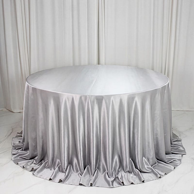 132 in Round Premium Velvet Tablecloth